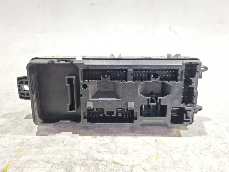 Recambio de caja reles / fusibles para volvo s40 berlina (1995) 1.9 t4 referencia OEM IAM 30807016  