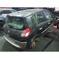 renault megane scénic del año 2005