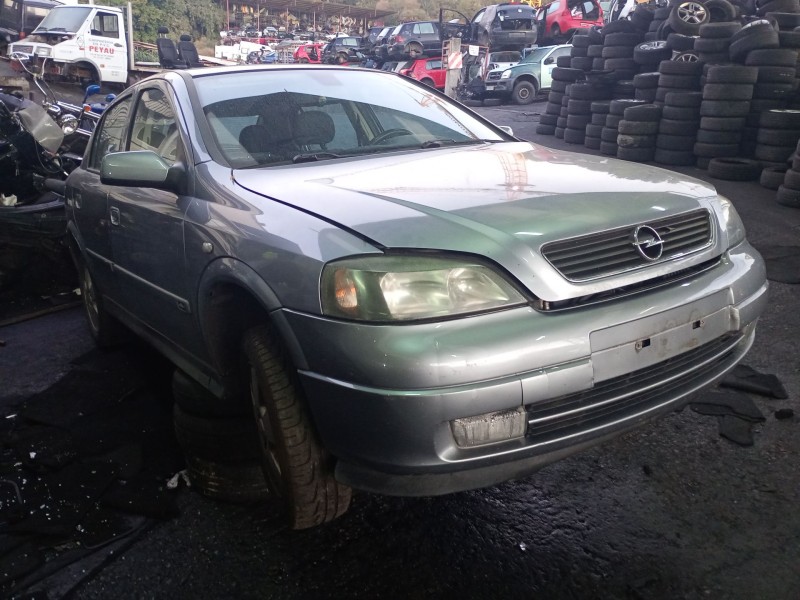 opel astra g hatchback (t98) del año 2004