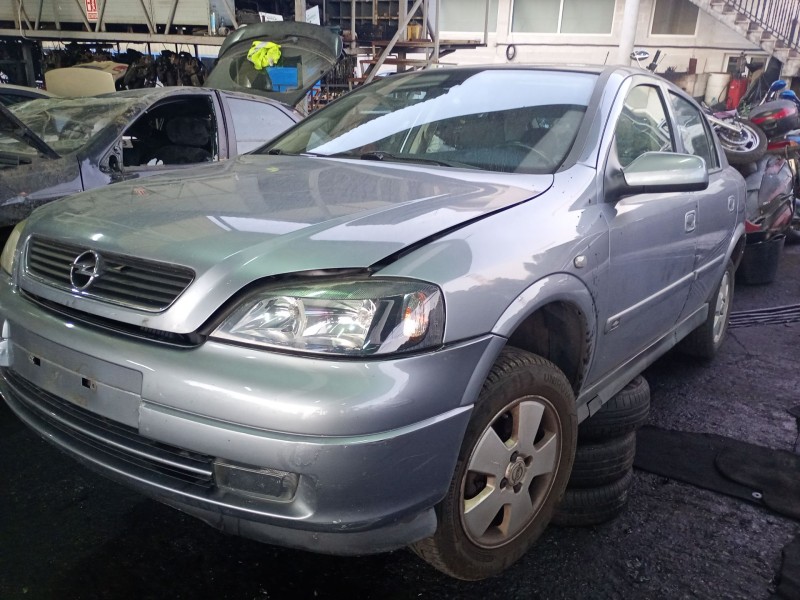 opel astra g hatchback (t98) del año 2004
