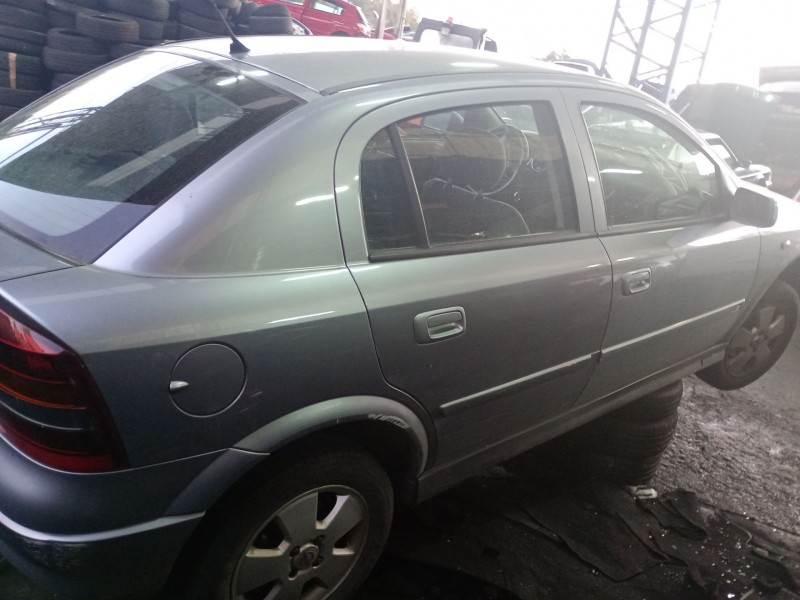 opel astra g hatchback (t98) del año 2004