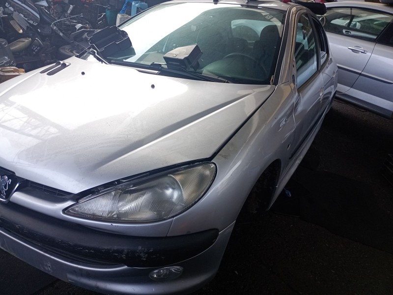 peugeot 206 hatchback (2a/c) del año 1998