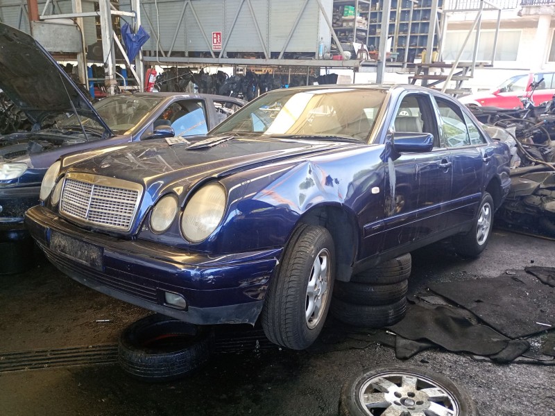 mercedes-benz clase e (w210) del año 1995