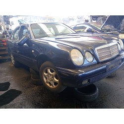 mercedes-benz clase e (w210) del año 1995