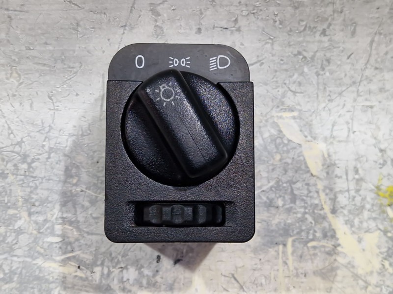 Recambio de mando luces para opel astra f sedán (t92) 1.7 td (f19, m19) referencia OEM IAM 90481764  