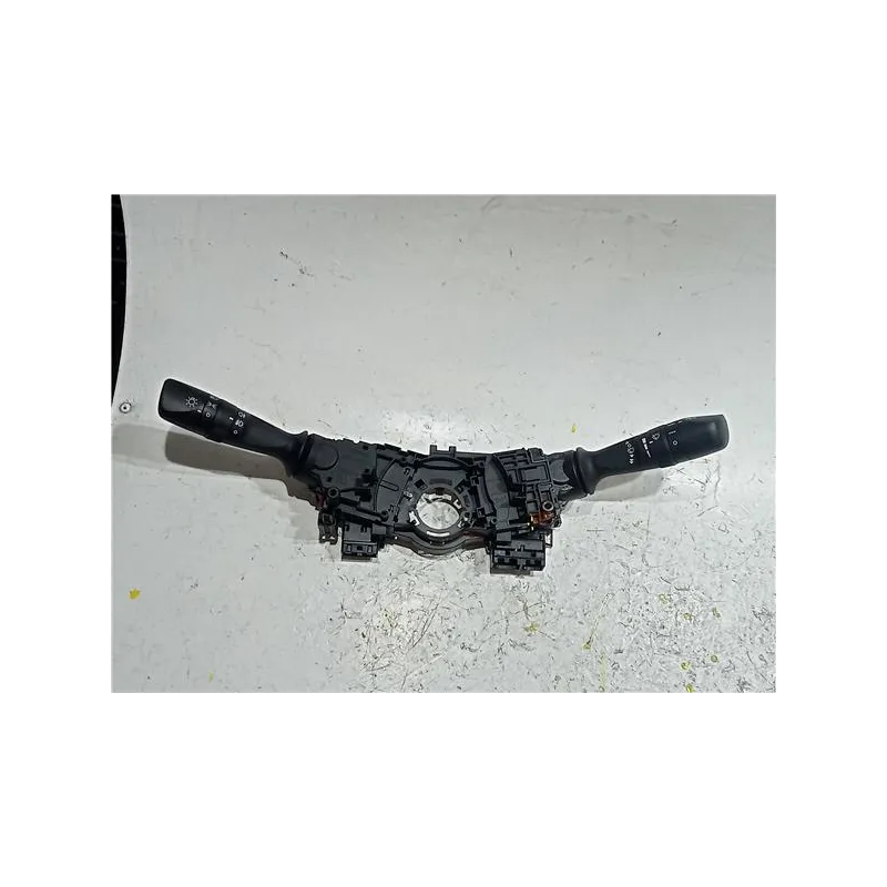Recambio de mando multifuncion para toyota auris (e15)(10.2006) 1.4 d-4d referencia OEM IAM 17F852  