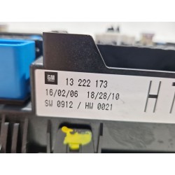 Recambio de caja reles / fusibles para opel astra h (a04) 1.6 (l48) referencia OEM IAM 13222173  