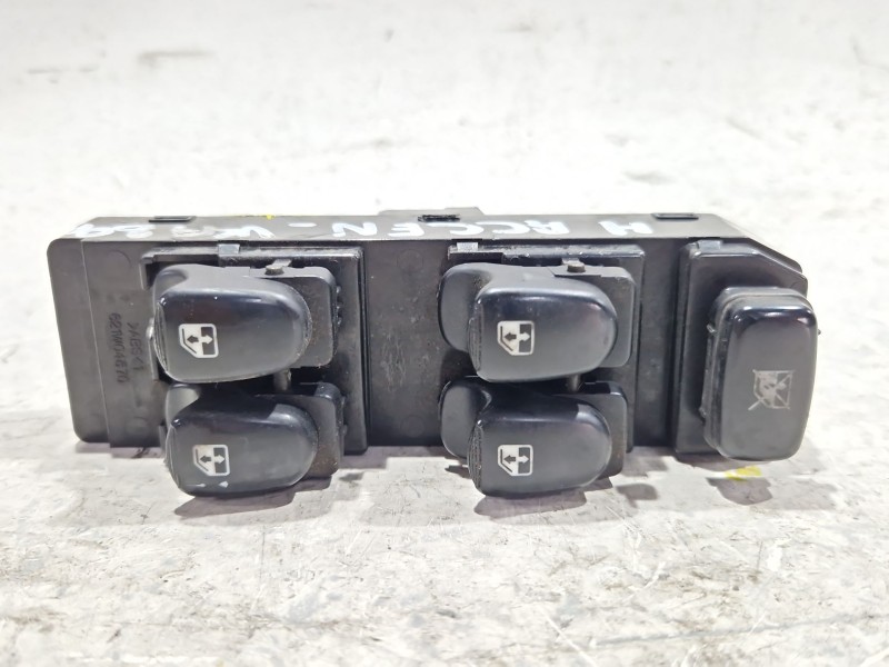 Recambio de mando elevalunas delantero izquierdo para hyundai accent ii (lc) 1.5 crdi referencia OEM IAM 620W10270  