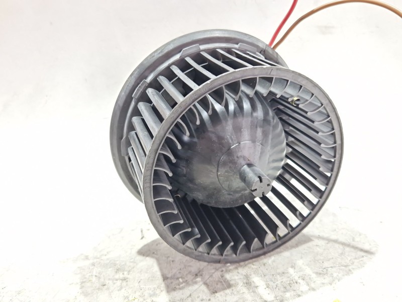 Recambio de motor calefaccion para volkswagen golf iii (1h1) 1.6 referencia OEM IAM 1H1819021  