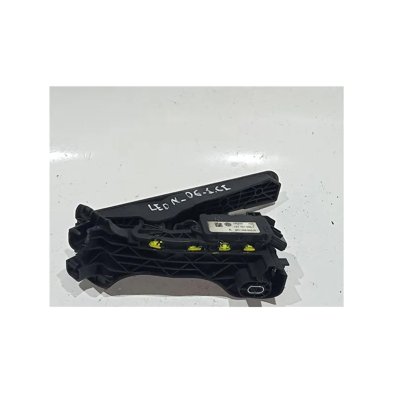 Recambio de potenciometro pedal gas para seat leon (1p1)(05.2005) tdi 16v referencia OEM IAM 1K1721503L  