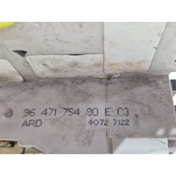 Recambio de cerradura puerta trasera derecha para citroën c4 berlina 16v referencia OEM IAM 40727122  