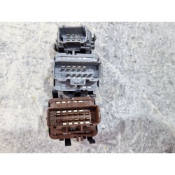 Recambio de mando elevalunas delantero izquierdo para renault megane scénic 1.5 dci 106 cv referencia OEM IAM 315050B  