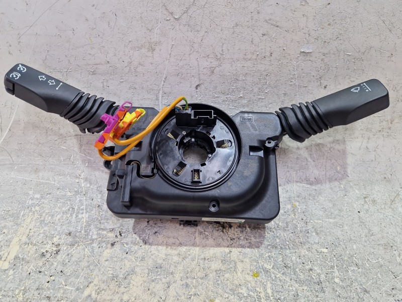 Recambio de mando multifuncion para opel astra h twintop (a04) 1.9 cdti (l67) referencia OEM IAM 13250223  