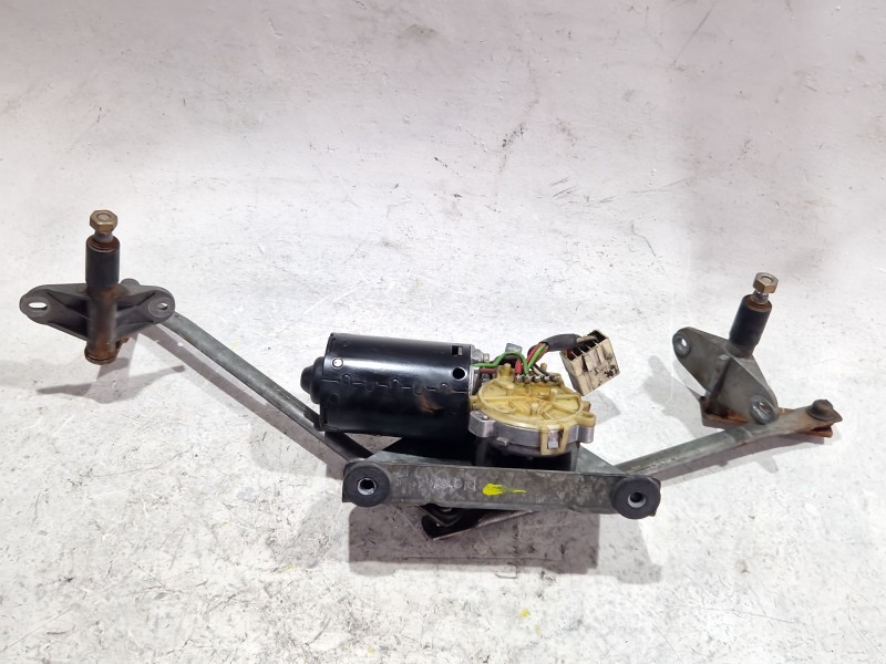 Recambio de motor limpia delantero para peugeot 205 ii (20a/c) 1.4 referencia OEM IAM 9390332314  