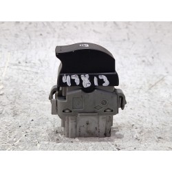 Recambio de mando elevalunas trasero derecho para renault megane scénic 1.5 dci 106 cv referencia OEM IAM 315027B  