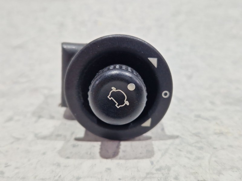 Recambio de mando retrovisor para ford mondeo iii (b5y) 2.0 tdci referencia OEM IAM 93BG17B676  