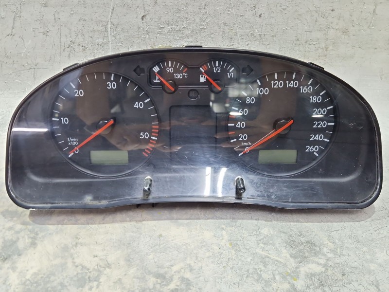 Recambio de cuadro completo para volkswagen passat b5 variant (3b5) 2.5 tdi referencia OEM IAM 3B0920822A  