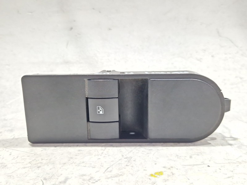 Recambio de mando elevalunas delantero derecho para opel astra h (a04) 1.9 cdti (l48) referencia OEM IAM 13197132  