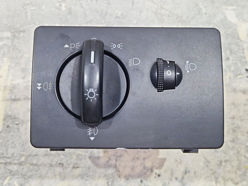 Recambio de mando luces para ford focus ii (da_, hcp, dp) 1.8 tdci referencia OEM IAM 7M5T13A024LA  