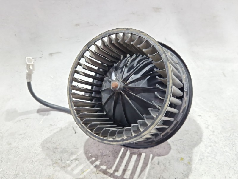 Recambio de motor calefaccion para volkswagen transporter iv furgón (70xa) 2.5 tdi referencia OEM IAM 701819021B  