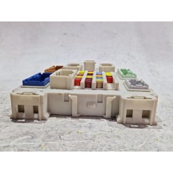 Recambio de caja reles / fusibles para ford focus iii 1.5 d 120cv referencia OEM IAM GV6T14A073DH  