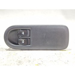 MANDO ELEVALUNAS DELANTERO IZQUIERDO 8200356519 