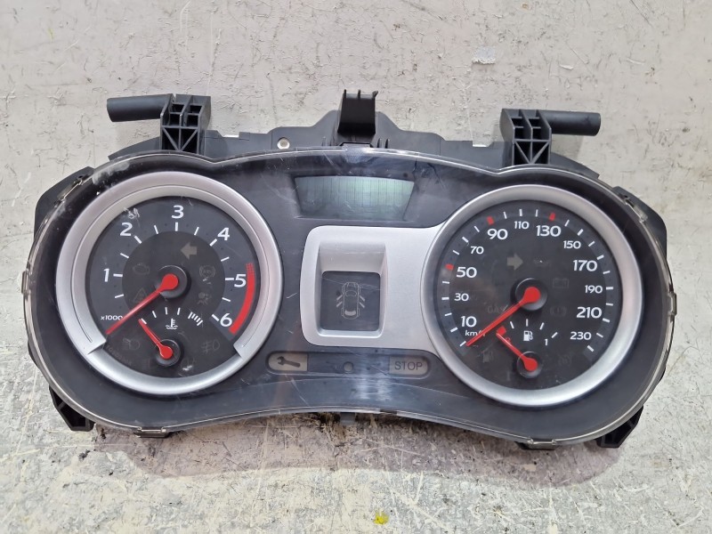 Recambio de cuadro completo para renault clio iii 1.5 dci referencia OEM IAM 8200582705G  