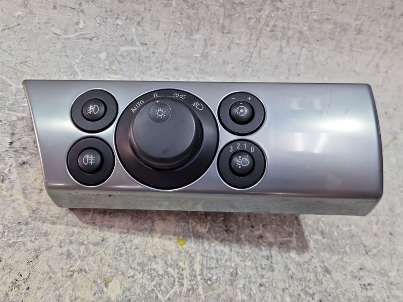 Recambio de mando luces para opel astra h twintop (a04) 1.9 cdti (l67) referencia OEM IAM 13100124  