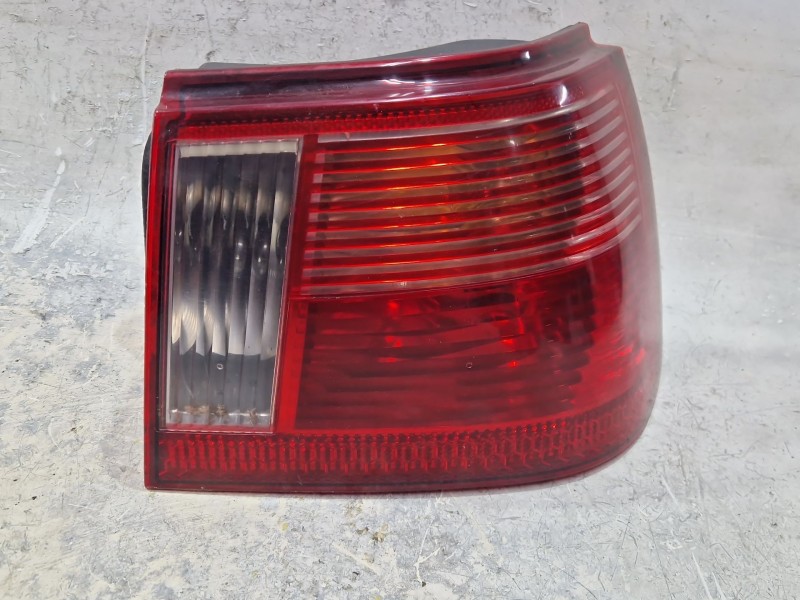 Recambio de piloto trasero derecho para seat ibiza ii (6k1) 1.9 sdi referencia OEM IAM 6K6945258C  