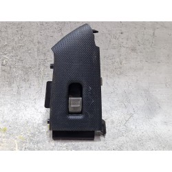 MANDO ELEVALUNAS DELANTERO DERECHO 83544S6A 