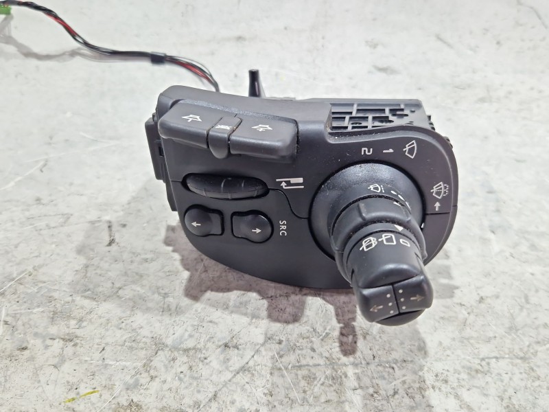 Recambio de mando multifuncion para renault megane scénic 1.5 dci 106 cv referencia OEM IAM   