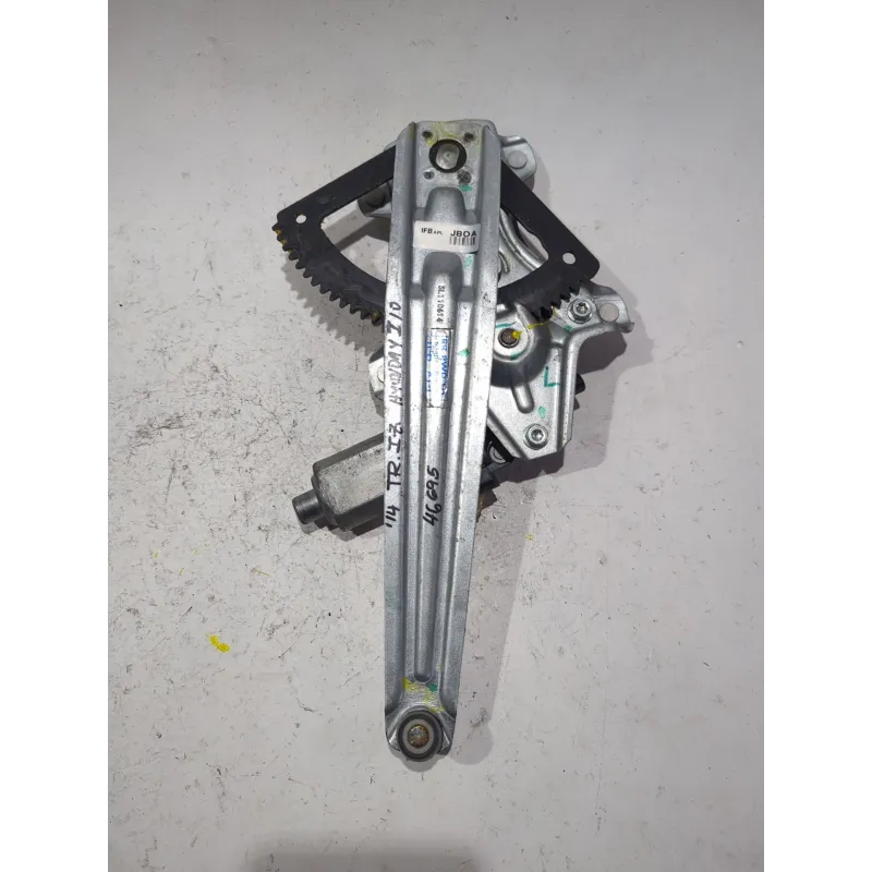 Recambio de elevalunas trasero izquierdo para hyundai i10 ii (ba, ia) 1.0 referencia OEM IAM 83401B9010  