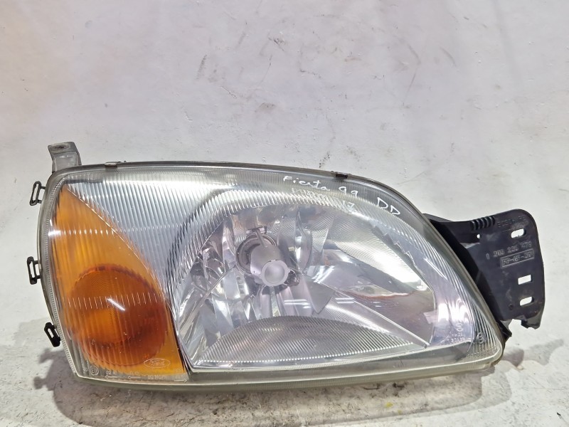 Recambio de faro delantero derecho para ford fiesta iv (ja_, jb_) 1.8 d referencia OEM IAM 0301173302  