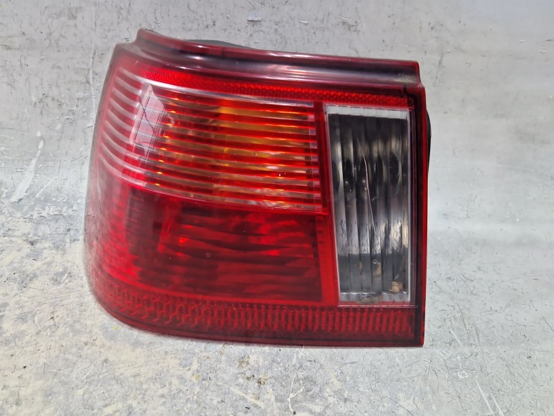 Recambio de piloto trasero izquierdo para seat ibiza ii (6k1) 1.9 sdi referencia OEM IAM 6K6945257C  