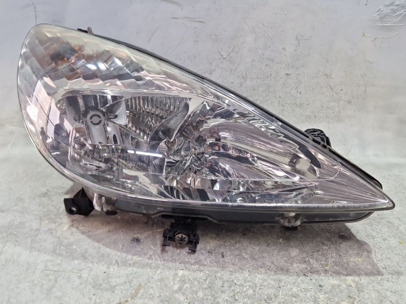 Recambio de faro delantero derecho para peugeot 607 (9d, 9u) 3.0 v6 24v referencia OEM IAM 9654670880  