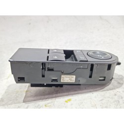 Recambio de mando elevalunas delantero izquierdo para opel zafira b (2005) 1.9 cdti referencia OEM IAM 13228706  