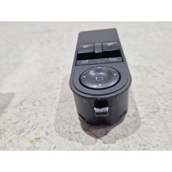 Recambio de mando elevalunas delantero izquierdo para opel zafira b (2005) 1.9 cdti referencia OEM IAM 13228706  