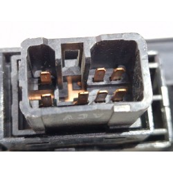 Recambio de mando elevalunas trasero derecho para hyundai matrix (fc) 1.5 crdi referencia OEM IAM 9358017510  