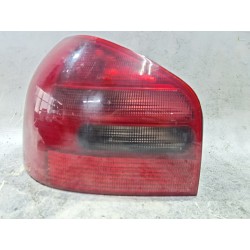 PILOTO TRASERO IZQUIERDO 8L0945257 