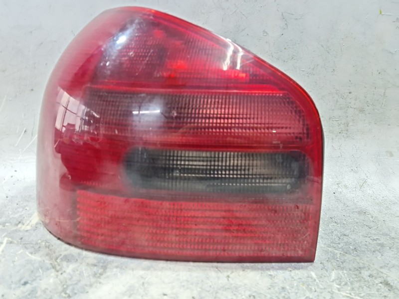 Recambio de piloto trasero izquierdo para audi a3 (8l1) 1.9 tdi referencia OEM IAM 8L0945257  