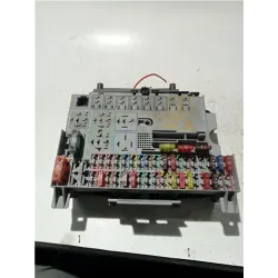 Recambio de caja fusibles/rele para opel astra g berlina di referencia OEM IAM 90589965  