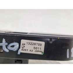 Recambio de mando elevalunas delantero derecho para opel zafira b (2005) 1.9 cdti referencia OEM IAM 13228709  