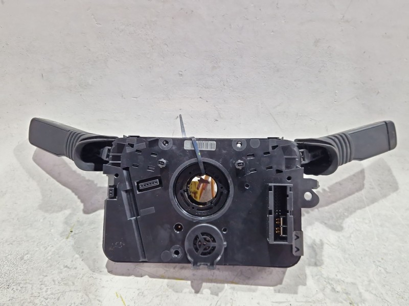 Recambio de mando multifuncion para opel zafira b (2005) 1.9 cdti referencia OEM IAM 13250224  