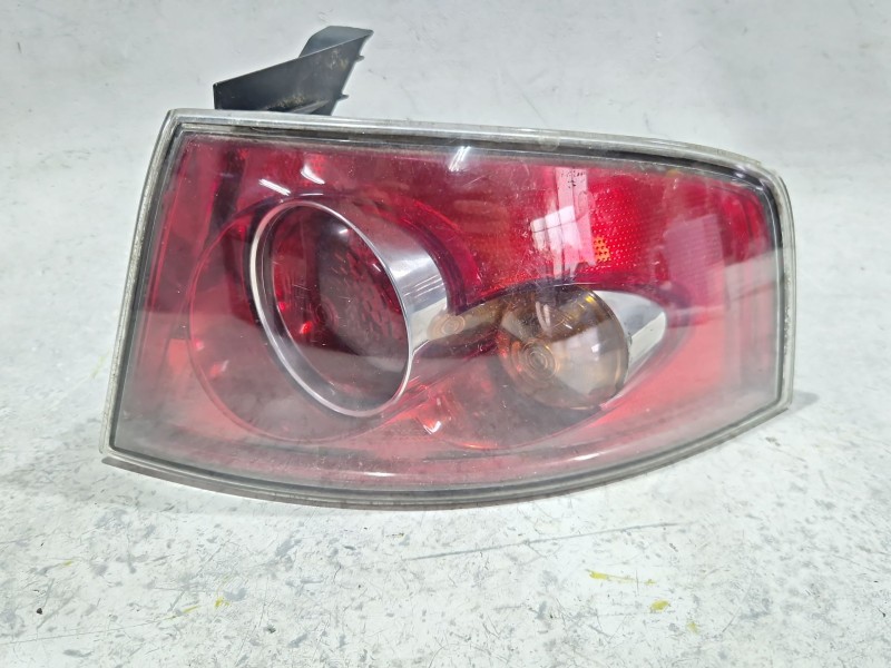 Recambio de piloto trasero derecho para seat ibiza iii (6l1) 1.9 tdi referencia OEM IAM 6L6945096C  