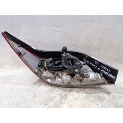 Recambio de piloto trasero derecho para opel astra h twintop (a04) 1.9 cdti (l67) referencia OEM IAM 13273302  