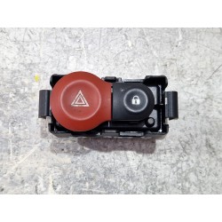 Recambio de boton emergencia para renault clio iii 1.5 dci referencia OEM IAM 88300000  
