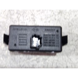 Recambio de boton emergencia para renault clio iii 1.5 dci referencia OEM IAM 88300000  