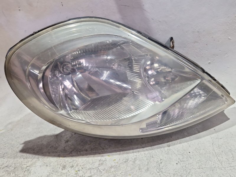 Recambio de faro delantero derecho para nissan primastar furgoneta (x83) 2.0 dci 90 referencia OEM IAM 8200701356  