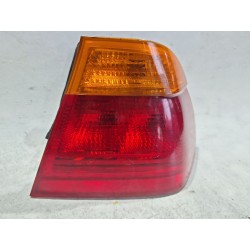 Recambio de piloto trasero derecho para bmw 3 (e46) 320 i referencia OEM IAM 8364922  