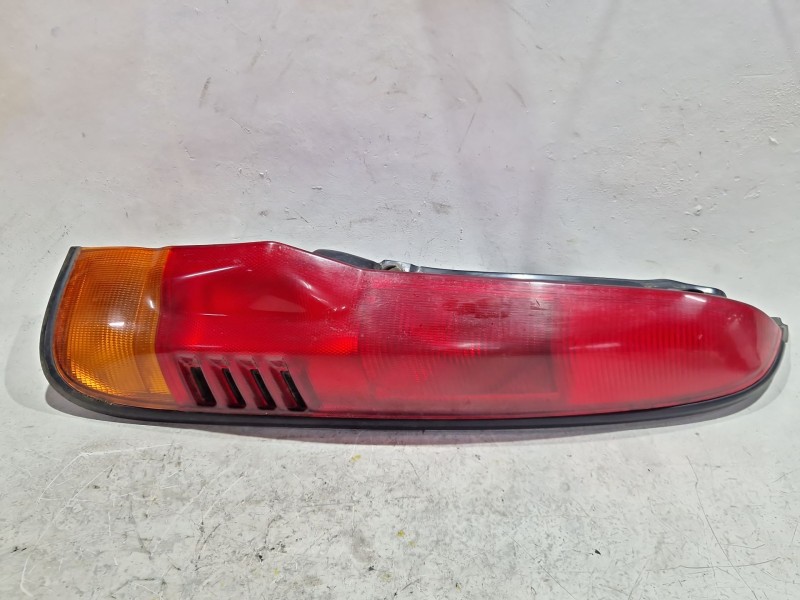 Recambio de piloto trasero derecho para daihatsu terios (j100)(19972006) 4wd referencia OEM IAM 22051567  